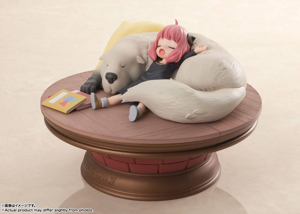 Spy x Family FiguartsZERO PVC Statue Anya Forger und Bond Forger 10 cm