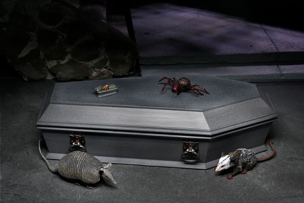 Universal Monsters Zubehör-Set für Actionfiguren Dracula Accessory Pack - Verpackung beschädigt